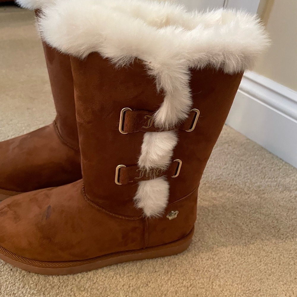 Juicy Couture boots size 6M